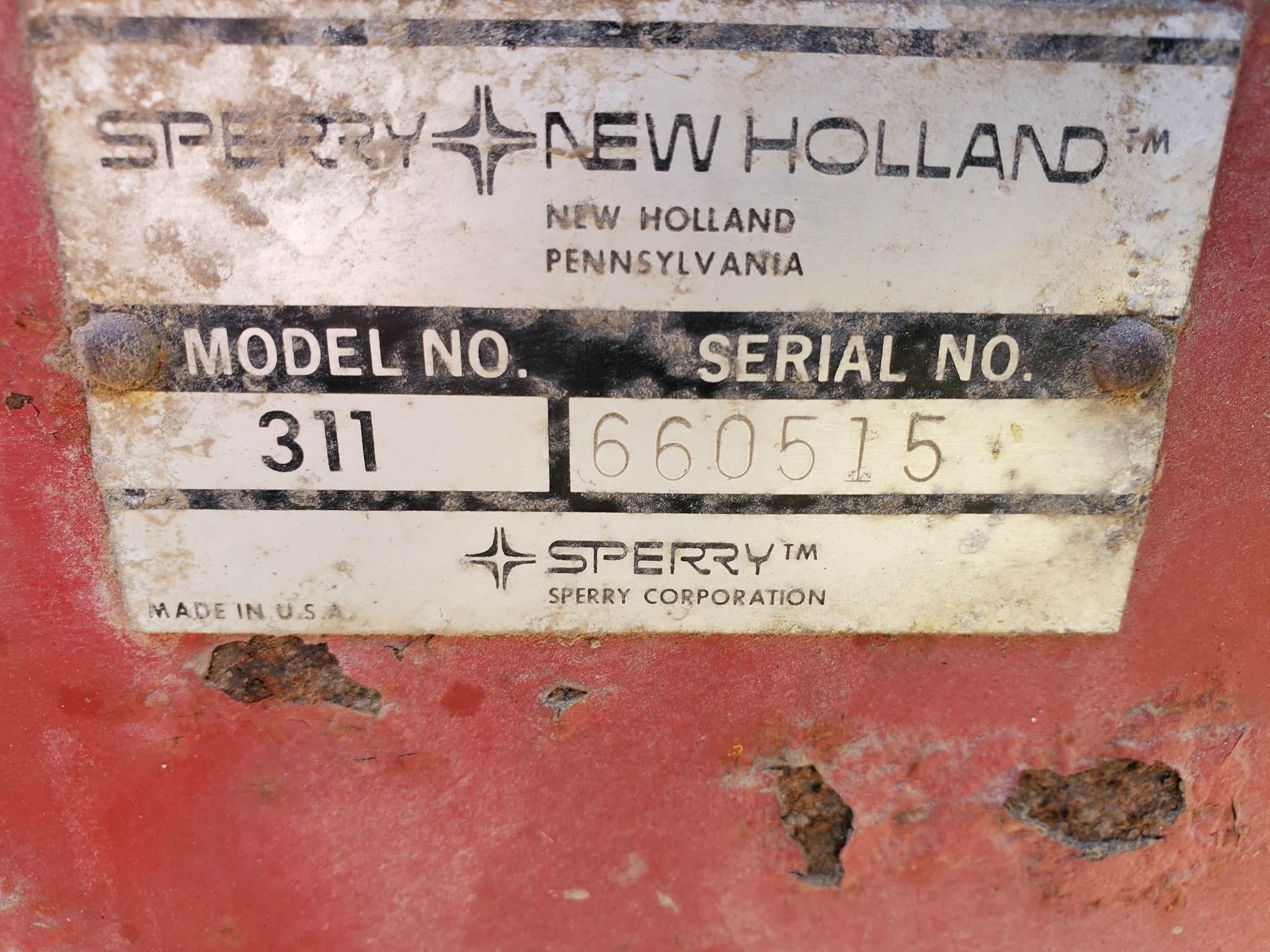 New Holland 311 Baler With Model 70 Thrower