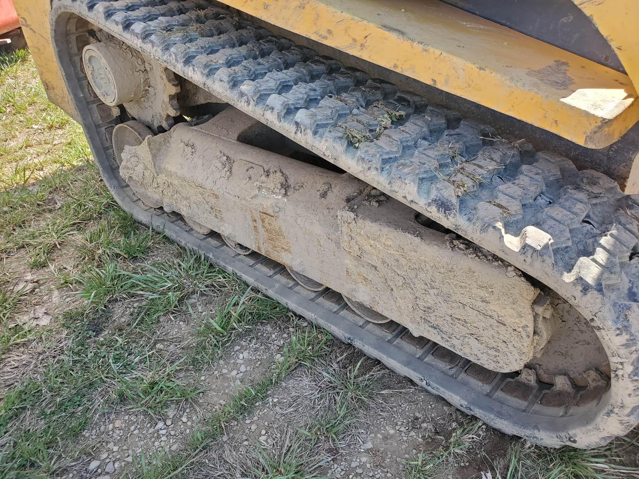Gehl CTL 60 Track Skid Steer Loader