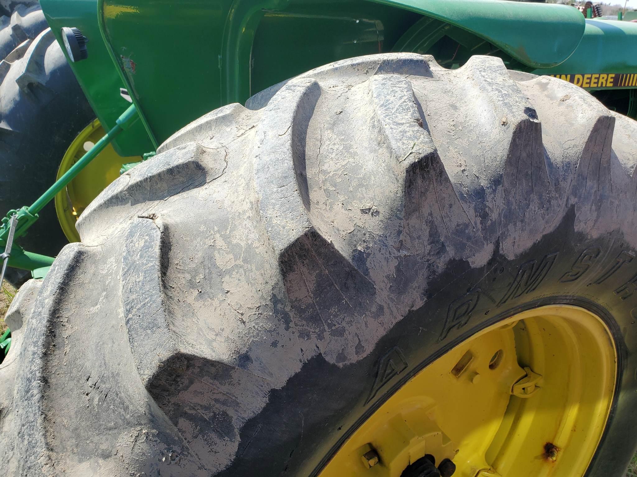 John Deere 2840 Open Station 2WD Tractor