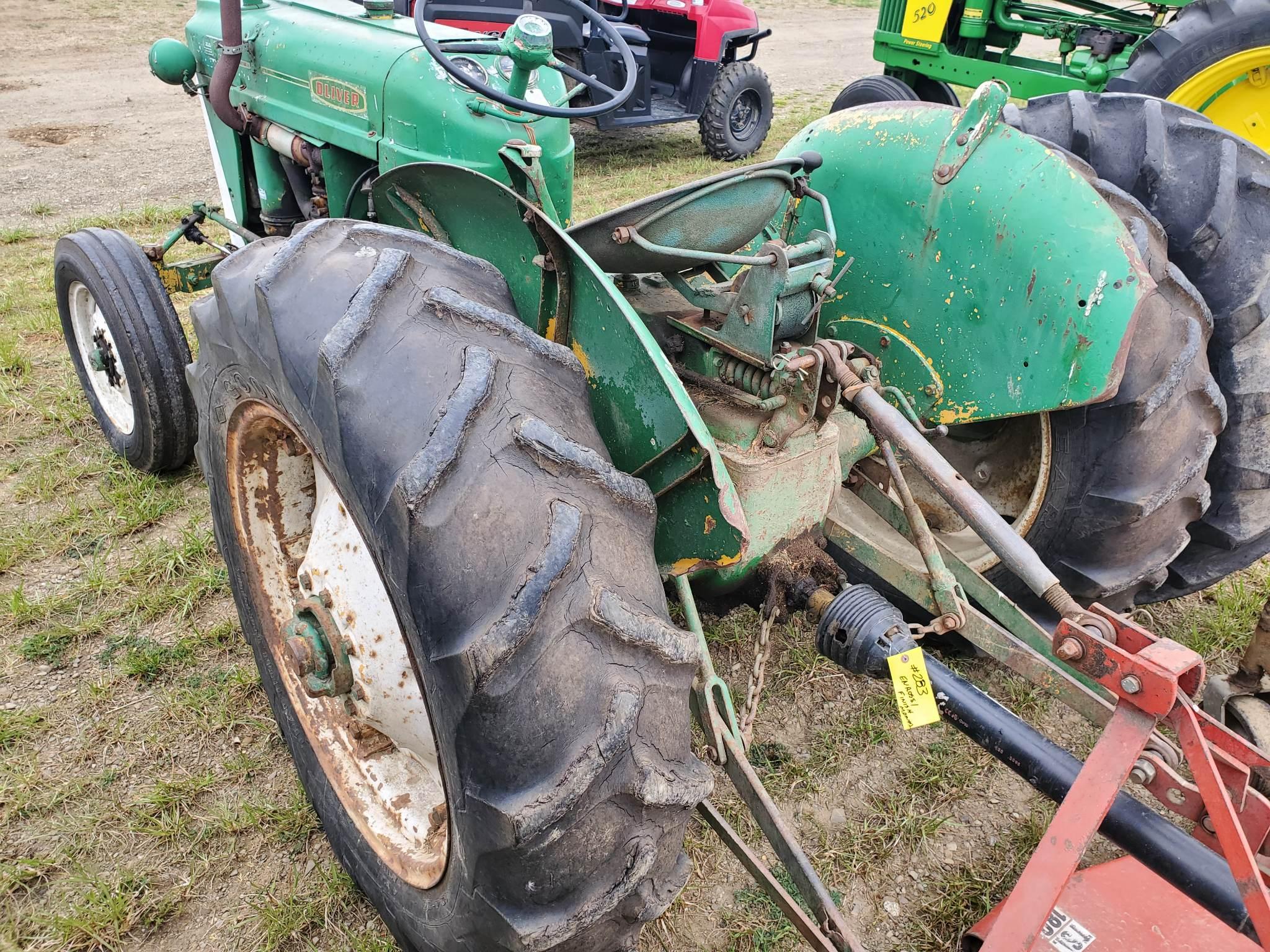 Oliver 550 Tractor Shows 1320 Hours