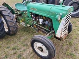 Oliver 550 Tractor Shows 1320 Hours