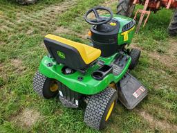 John Deere E110  19 Hp Lawn Tractor With Hydrostatic Transmission