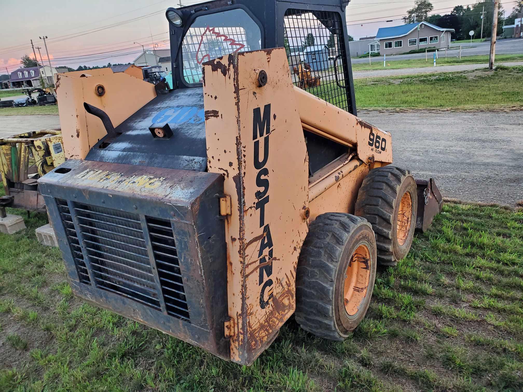 Mustang 960 High Flow Skid Steer