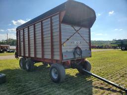 Meyer 3518 Rear Unload 18' Forage Wagon With Miller/Badger 14 Ton Tandem Gear