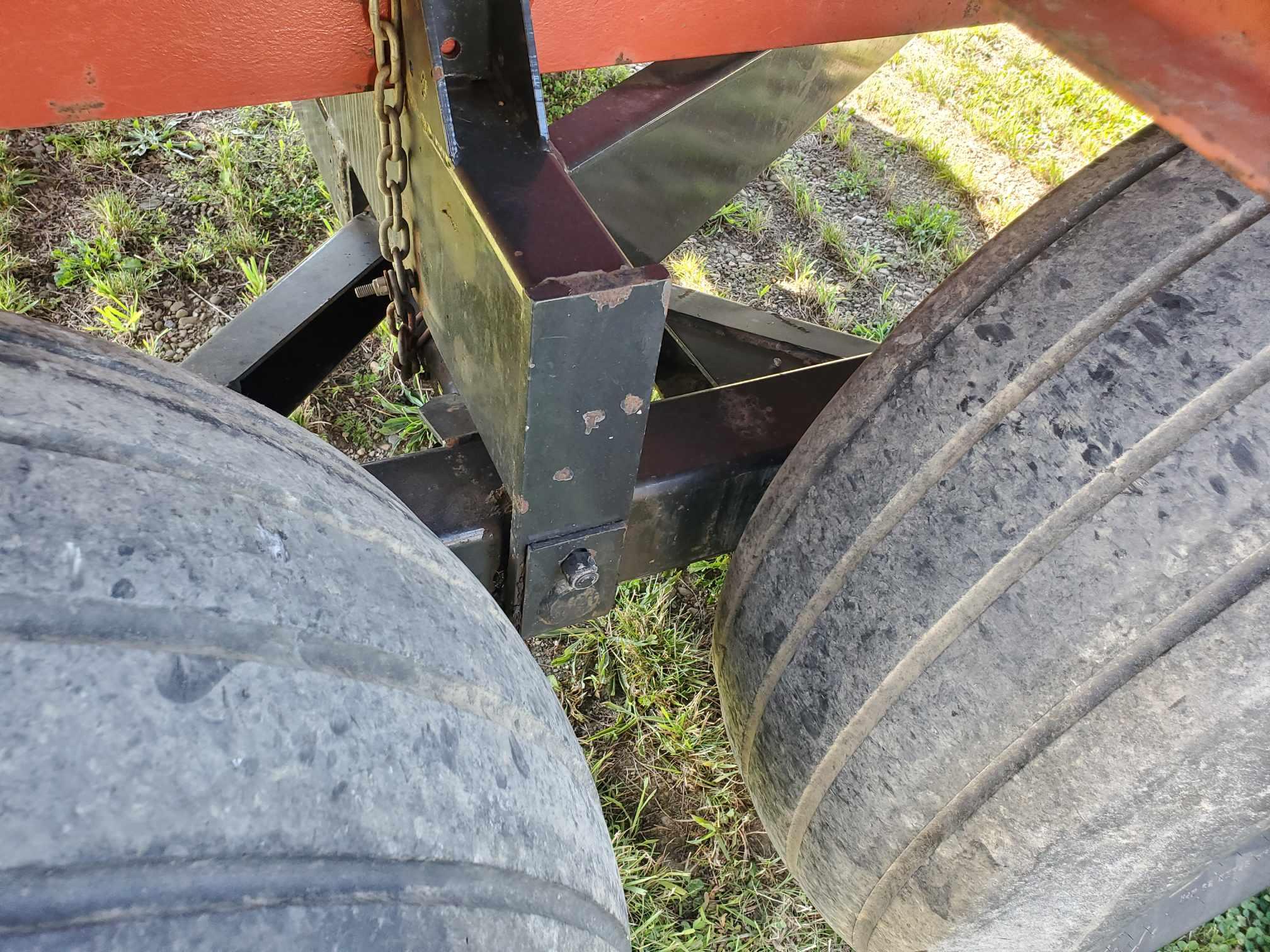 Meyer 3518 Rear Unload 18' Forage Wagon With Miller/Badger 14 Ton Tandem Gear