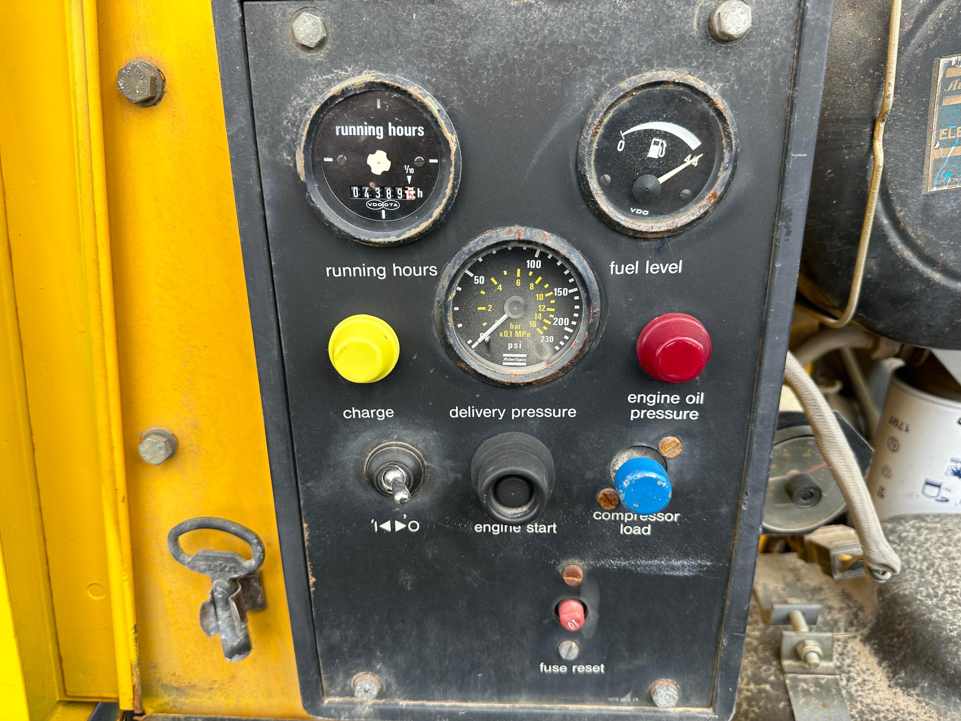 1991 Atlas Pintle Hitch Portable Air Compressor