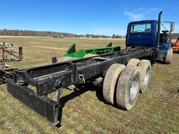 1987 Mack Model DM685S Econodyne Tandem Axle Cab And Chassis Truck