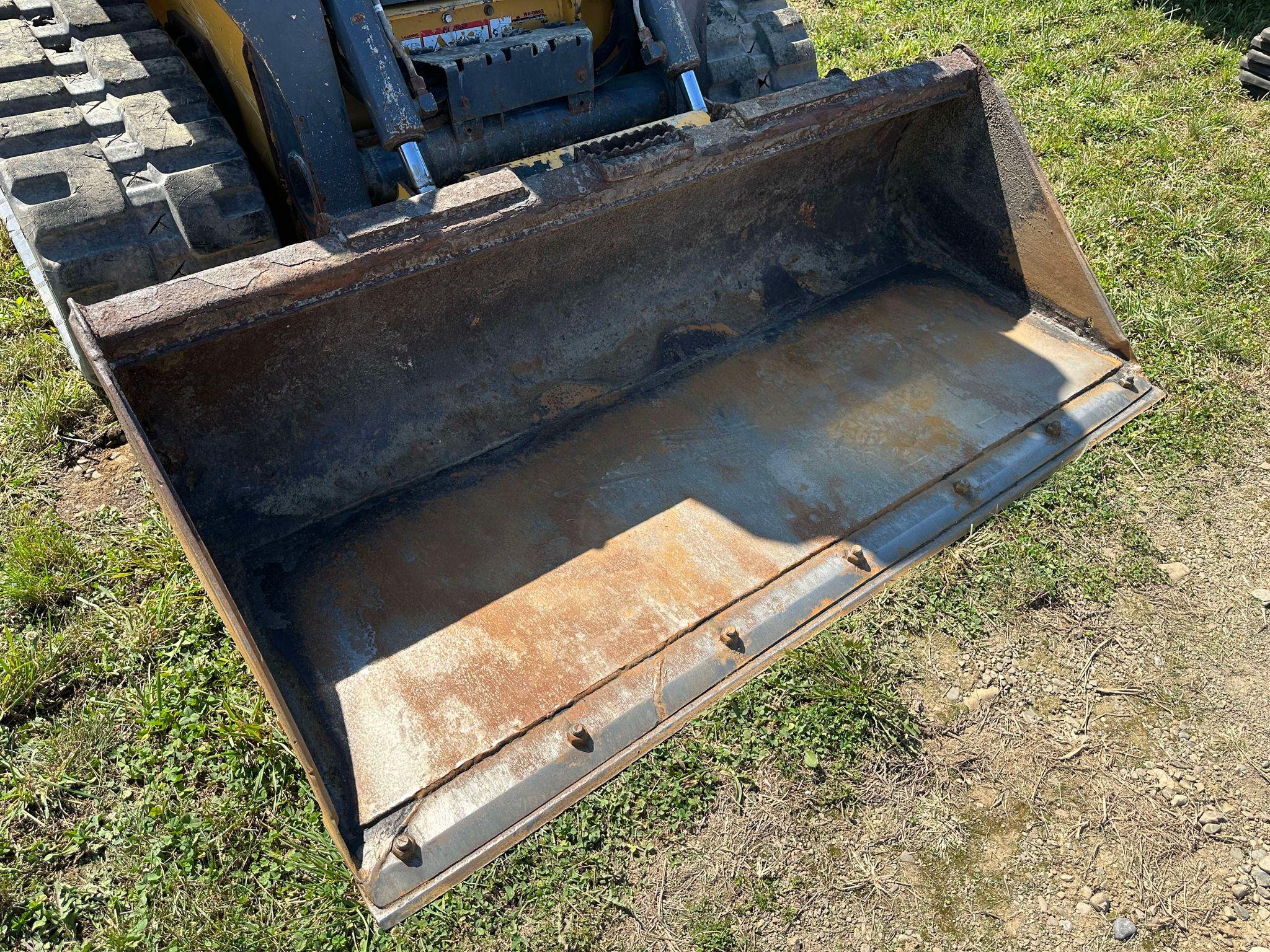 2017 John Deere 323E Track Skid Steer