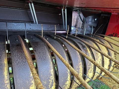 NH 273 Square Baler