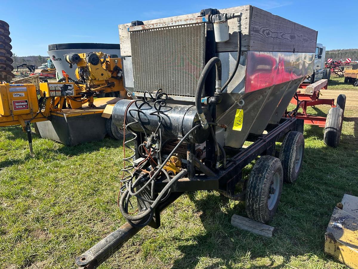 Down Easter Tandem Axle Lime /Fertilizer Spreader