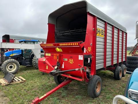 H&S XL 16’ Forage Box