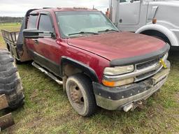 2001 Chevrolet 3500 Extended Cab Pickup