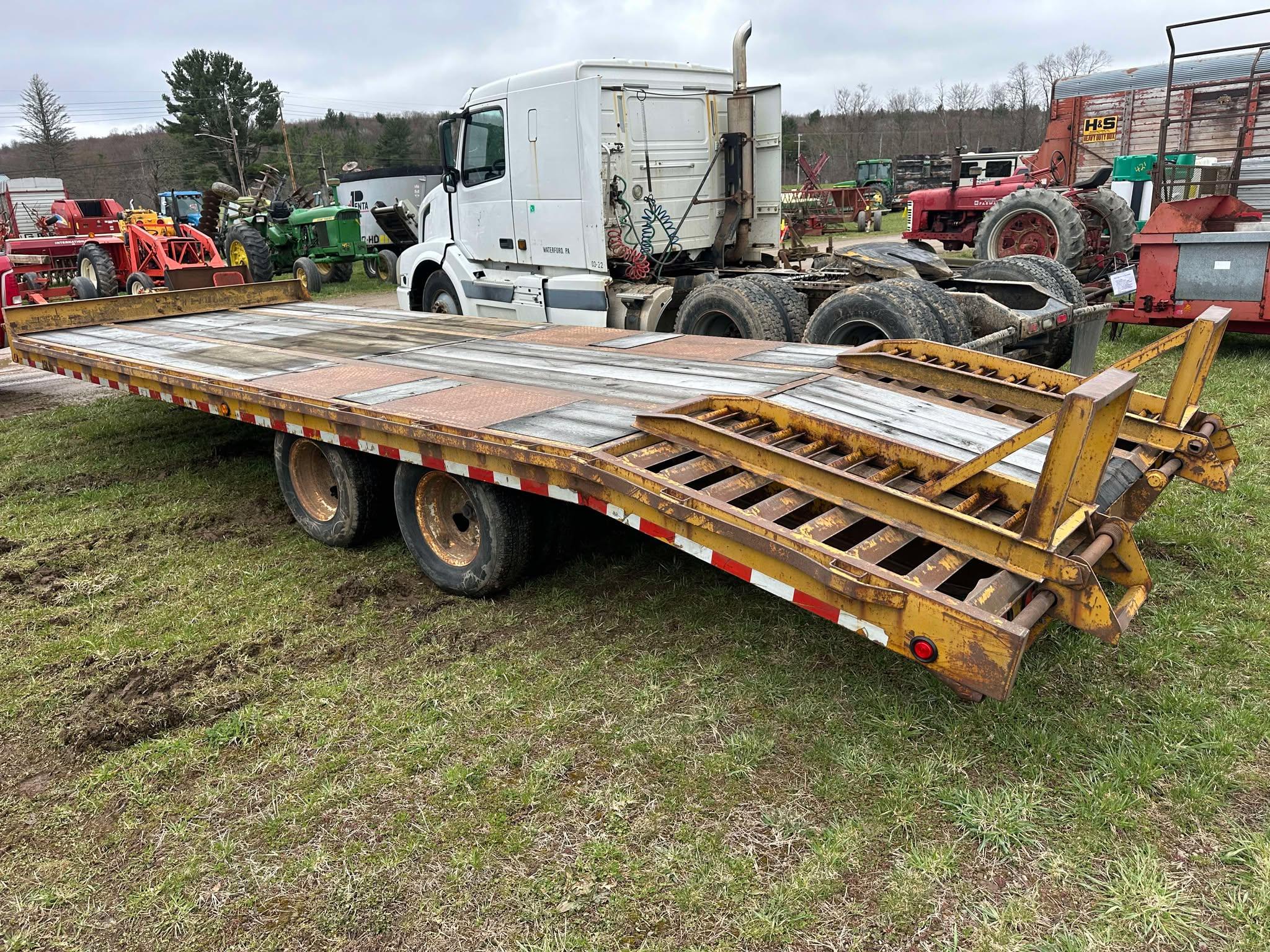 2005 Rolls Rite 25’ Tandem Axle Pintle Hitch Trailer