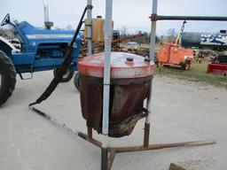 234 - EASY WAY MINERAL FEEDER