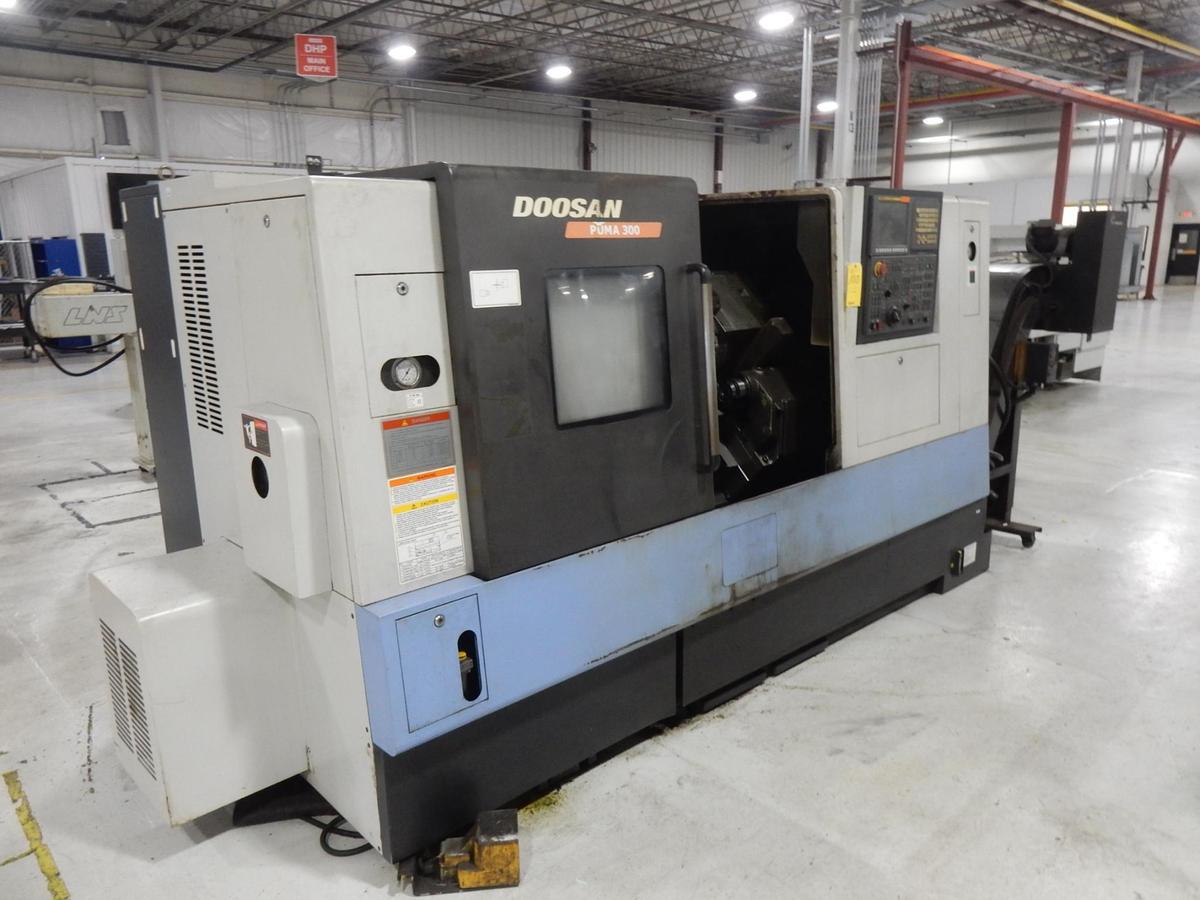 2011 DOOSAN CNC TURNING CENTER, M# PUMA 300C