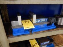 KURT 6" MILL VISE W/HANDLE