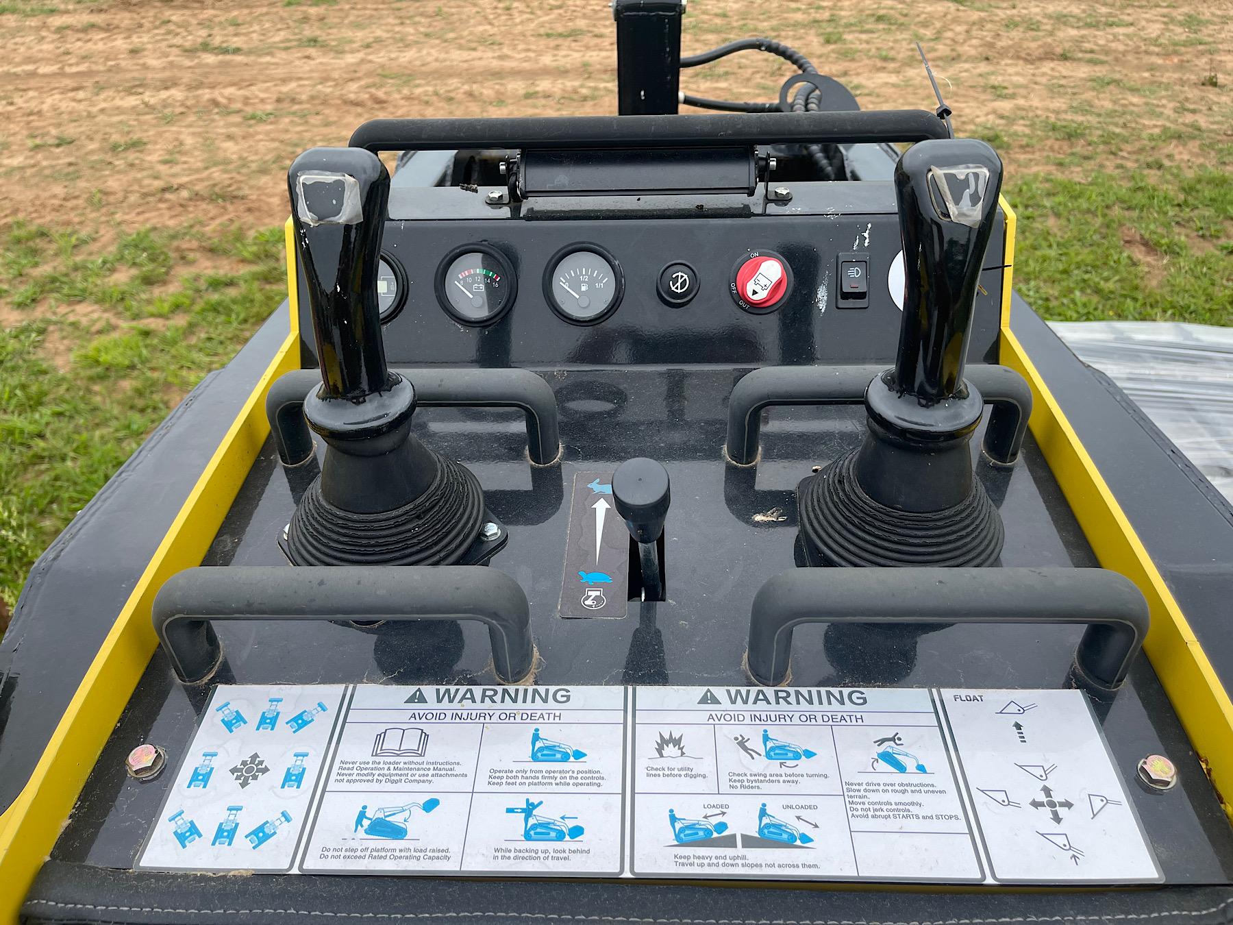 Diggit SCL 850 Stand On Skid Steer (Unused)