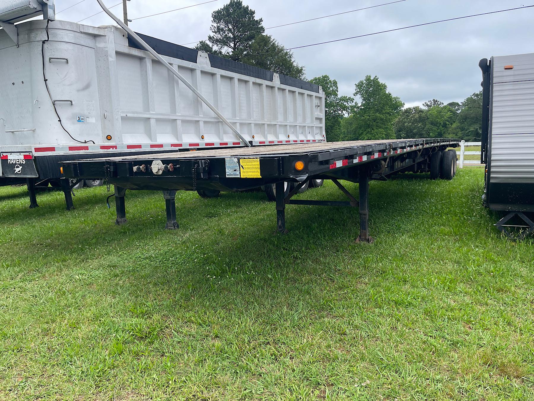 2005 Stoughton 53' Flatbed Trailer (TITLE)