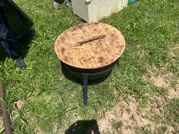 30 Gallon Stew Pot on Stand