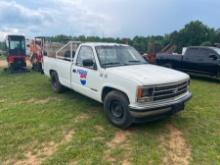 1988 Chevrolet 2500 with Lift Gate