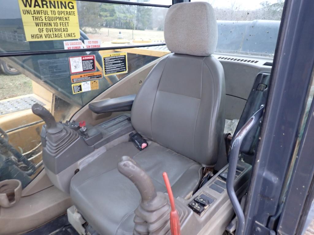 2009 John Deere 200D LC Excavator