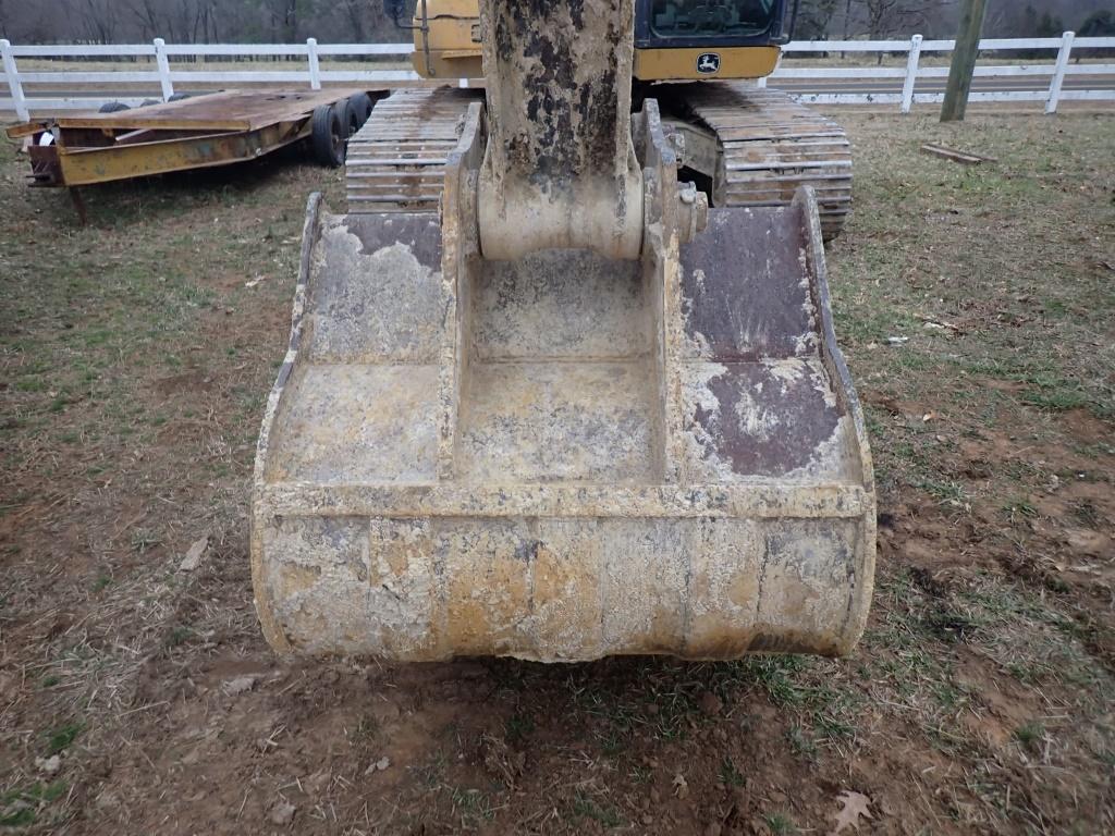 2009 John Deere 200D LC Excavator
