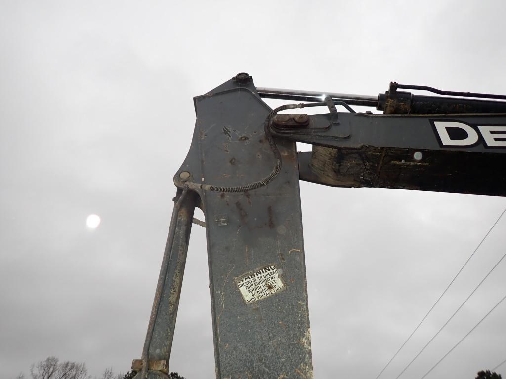 2009 John Deere 200D LC Excavator