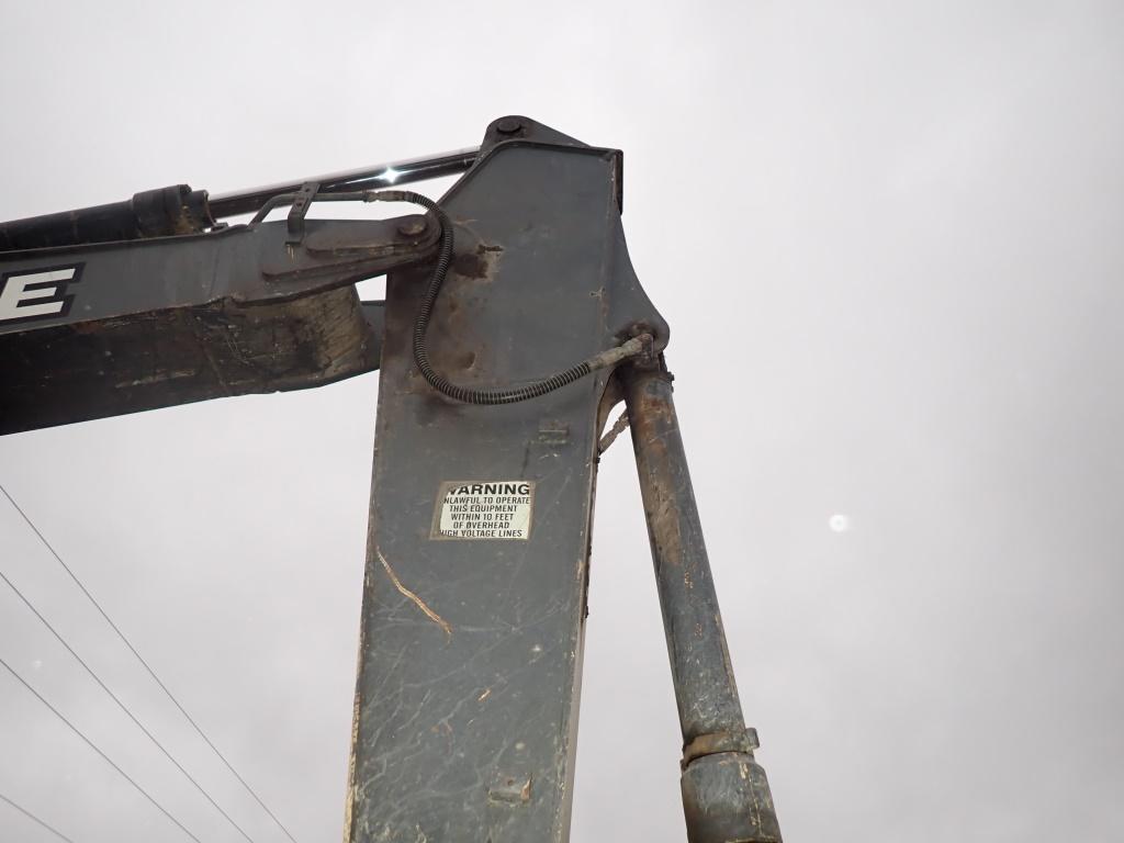 2009 John Deere 200D LC Excavator
