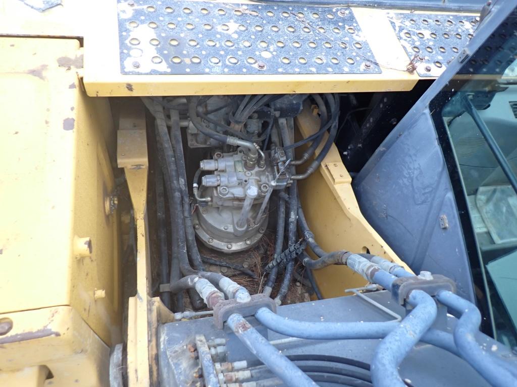 2009 John Deere 200D LC Excavator