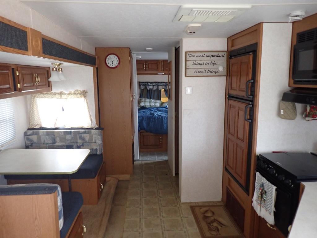 2003 Timber Lodge 28' Tag Along Camper (Title)