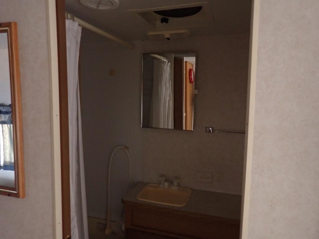 2003 Timber Lodge 28' Tag Along Camper (Title)