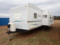 2003 Timber Lodge 28' Tag Along Camper (Title)