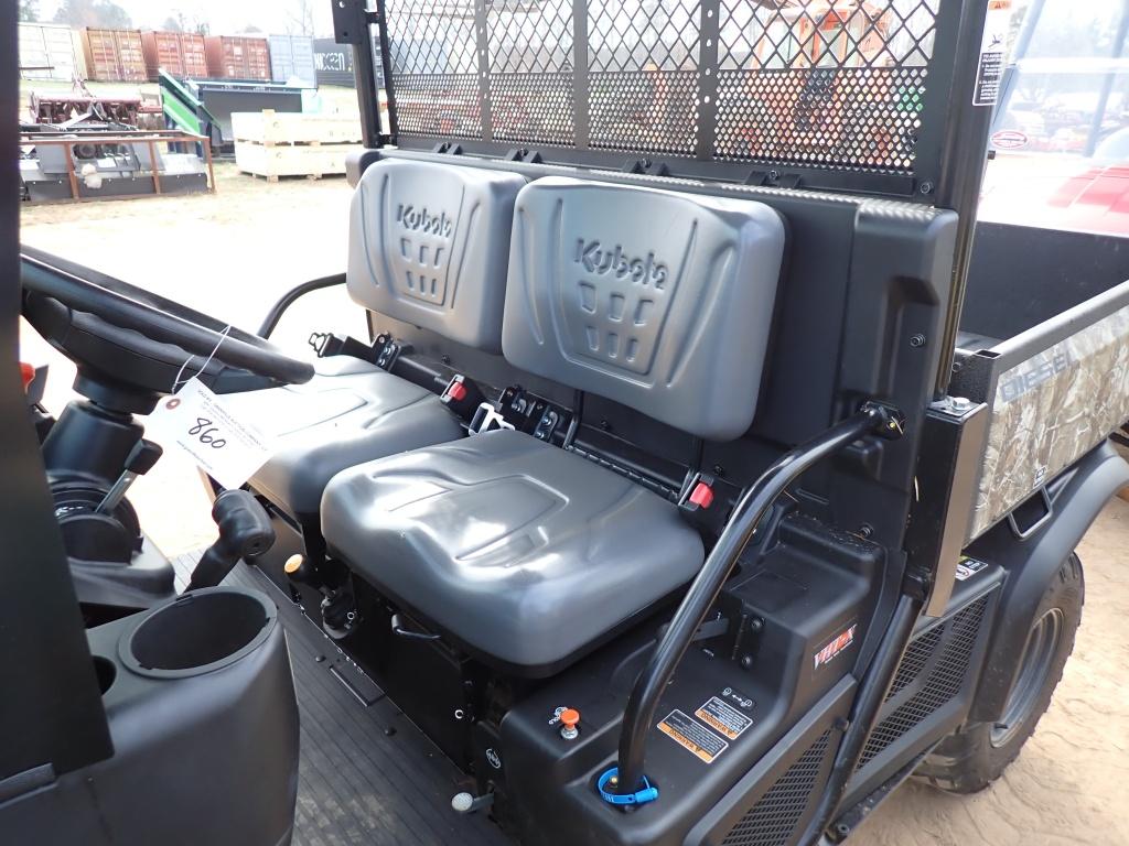 Kubota RTVX900 (Low Hours)
