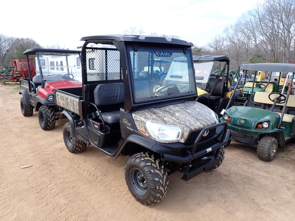 Kubota RTVX900 (Low Hours)