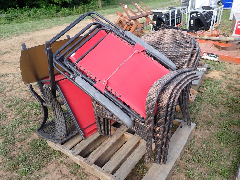 Pallet Of Patio Furniture