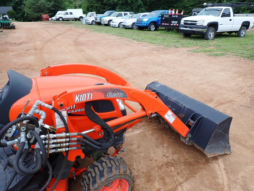 Kioti CS2510 4x4 Tractor