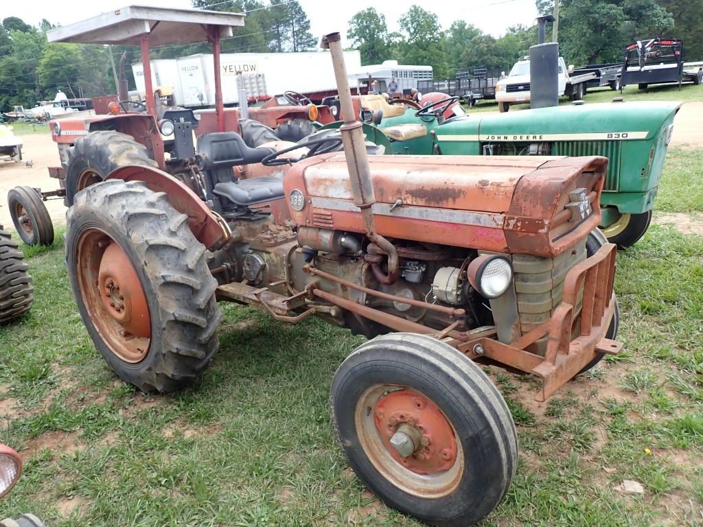 Massey Ferguson 135 Tractor