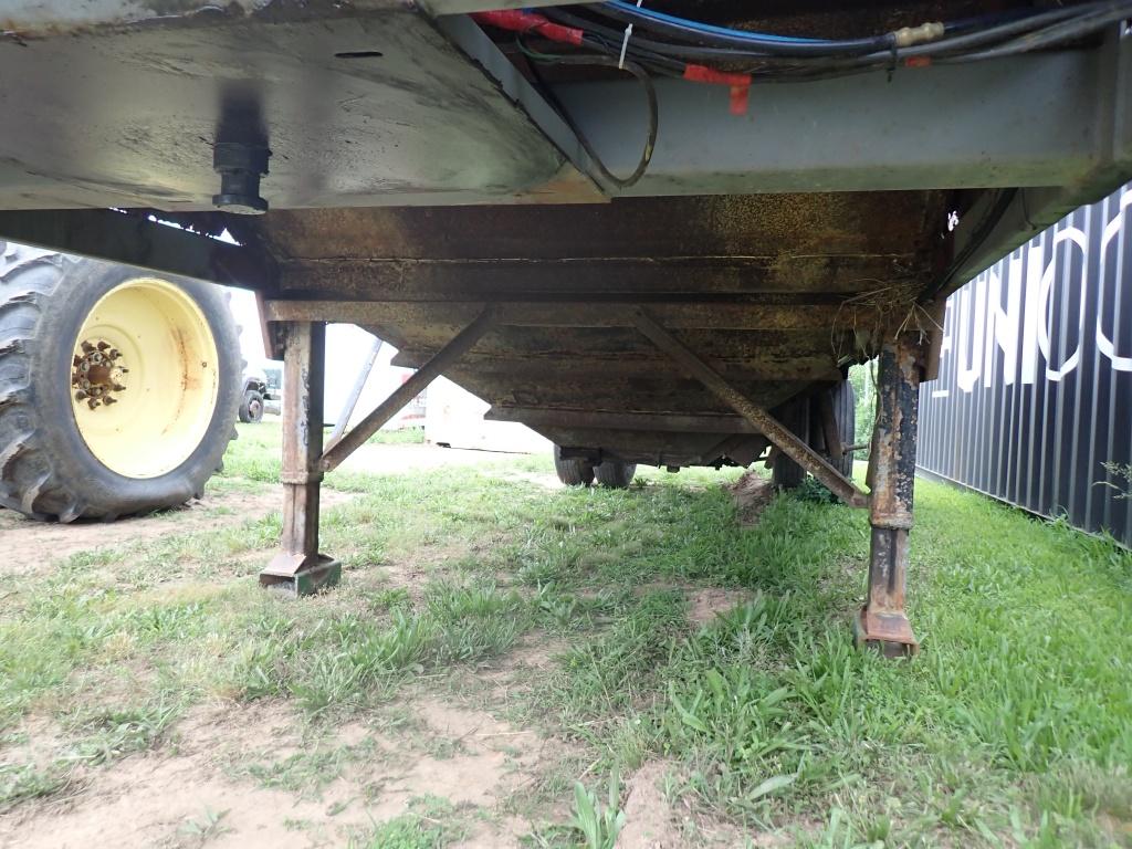 Hawk Master 20' Hopper Bottom - No Title