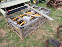 Quick Attach Bale Squeez