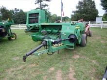 John Deere 348 Square Baler