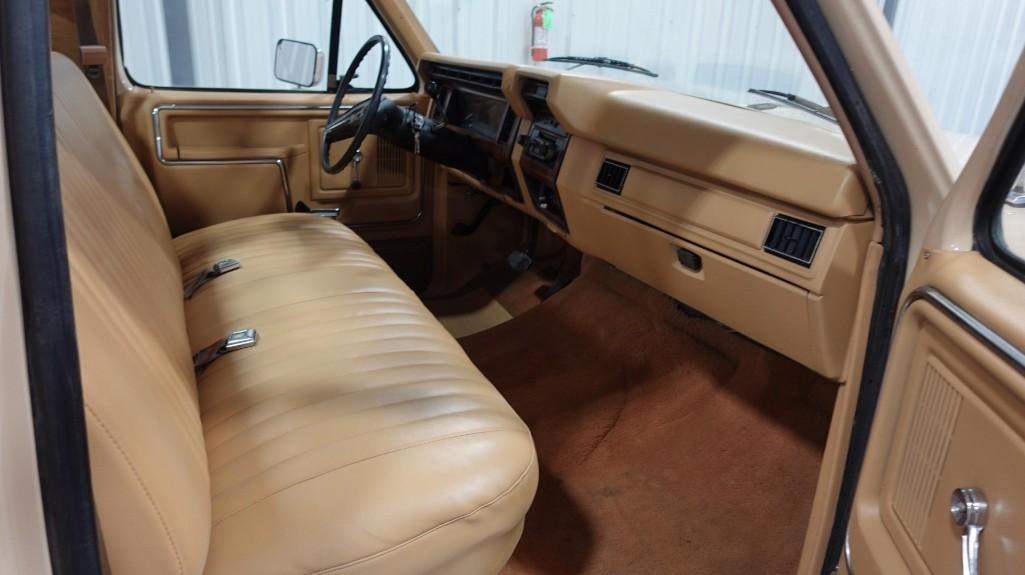 1984 Ford Pickup F-150 Style side