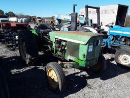 JOHN DEERE 820