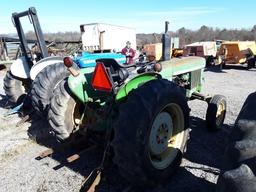 JOHN DEERE 820