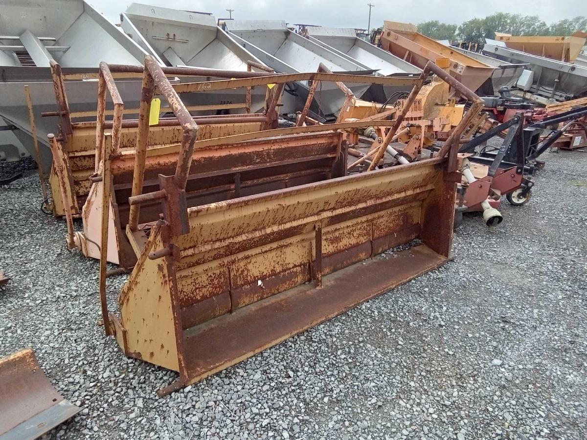 2003 WARREN TAILGATE SPREADER