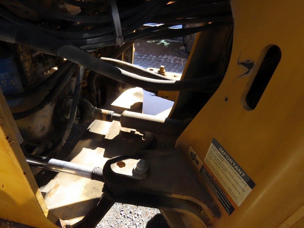 2007...JOHN...DEERE...WHEEL...LOADER 624J