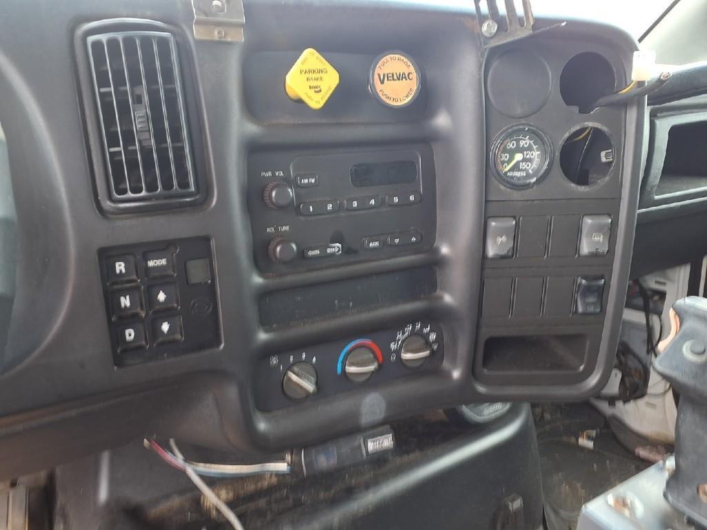 2005 GMC 7500 DUMP - 36000 GVW A/