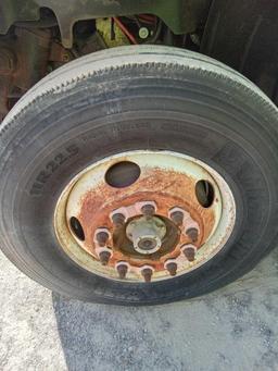 2009 GMC 7500 1GDP7C1B49F410107