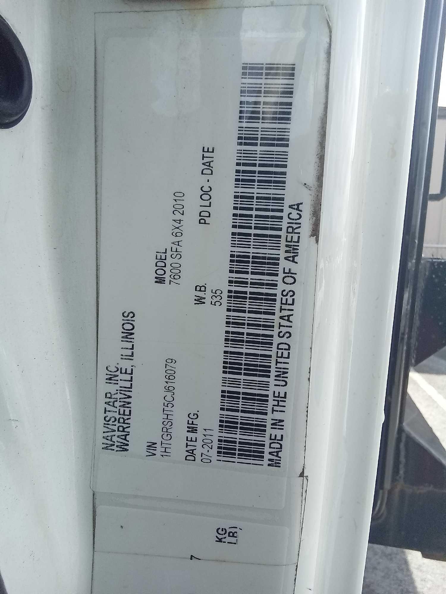 2012 INTL. 7600 TRUCK - DUMP - 50000 GVW A/T