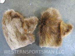 2 Pairs of Handmade Mittens out of Caribou & Beaver (2x$) TAXIDERMY