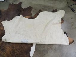 2 Pre-Owned Cowhide Rugs (ONE$) TAXIDERMY